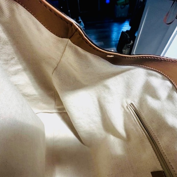 Gucci Large Sukey Python Leather!!! EXCELLENT CONDITION!! AMAZING PRICE!!!! - Picture 7 of 16